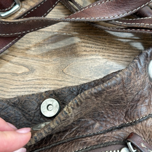 Roots tan leather boho leather bag - Picture 5 of 5